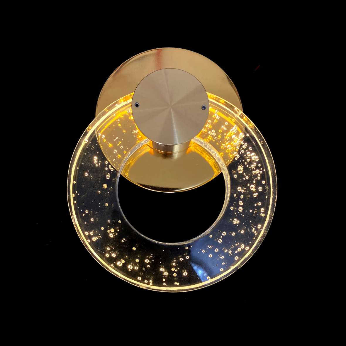 Arandela moderna Bull dourada com LED integrado, ideal para cabeceira de cama e lavabos, da marca Sindora, modelo DCB02108 Lustres Gênesis - o melhore site da Internet para comprar Lustre SINDORA